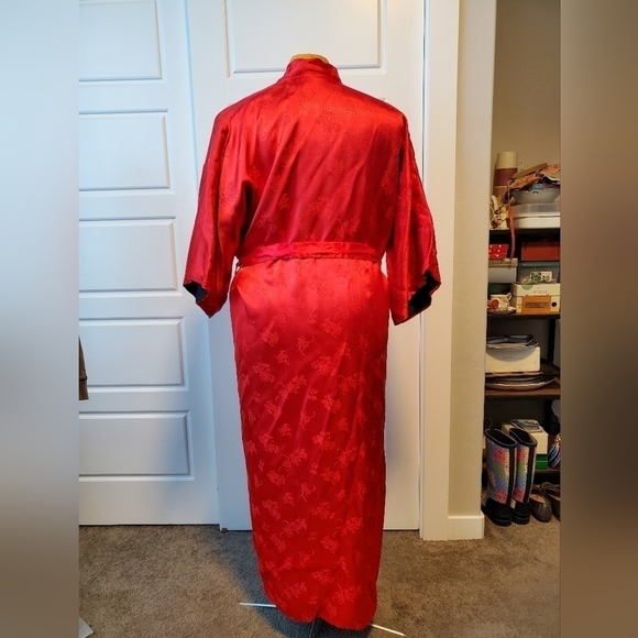 VINTAGE ASIAN INSPIRED 1980s LONG REVERSIBLE ROBE RED BLACK WOMEN SIZE XL - Picture 6 of 12
